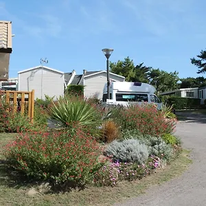 3* Camping La Crique